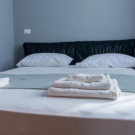 Elohim House Apartment Генуа Екстериор снимка